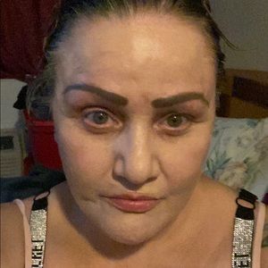 Meet your Posher, Lydia